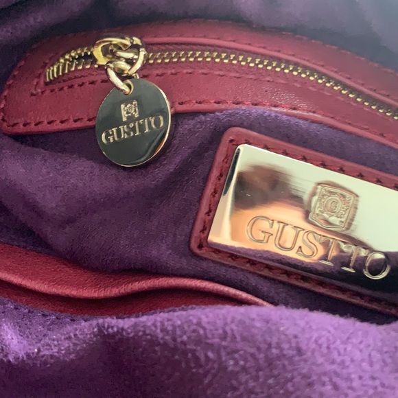 Gustto NWOT bag or crossbody - Picture 14 of 15